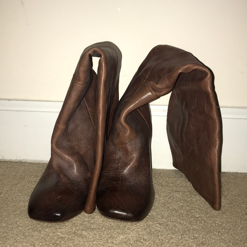 Vic Matie Brown Wedge boots - Picture 3 of 6